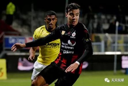 他用自己的 他用自己的