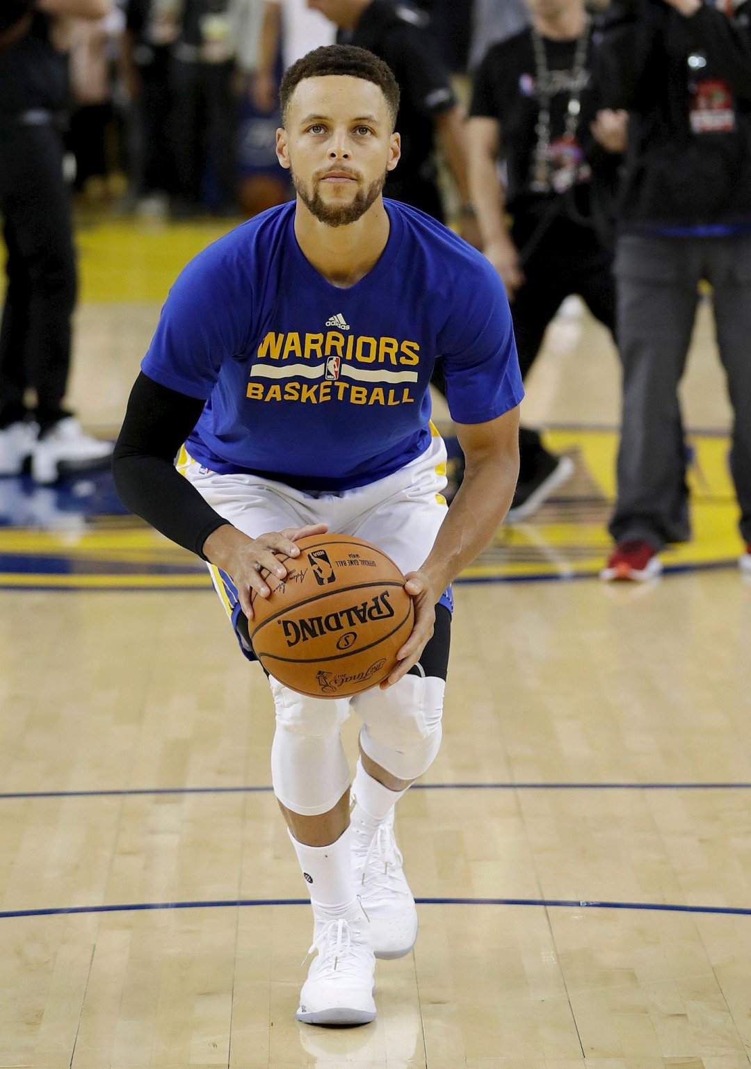 的支持与骄 的支持与骄