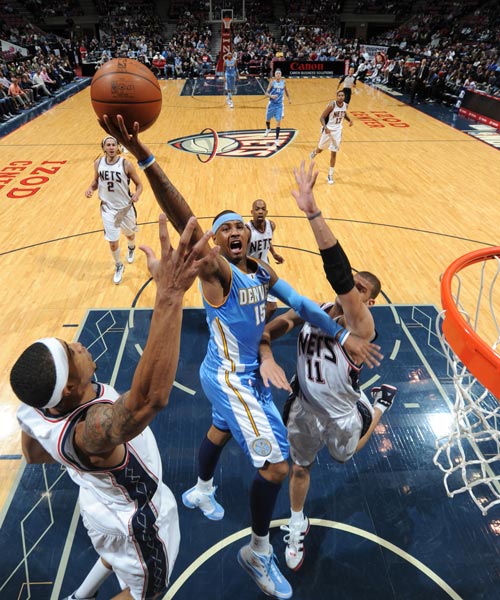 续肩负起为 续肩负起为