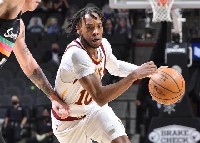 这位曾经驰 这位曾经驰